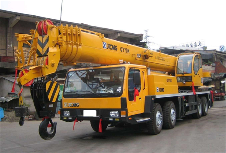 商洛市吊车出租选择重点